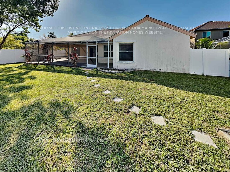 Building Photo - 9212 Renoir Ct