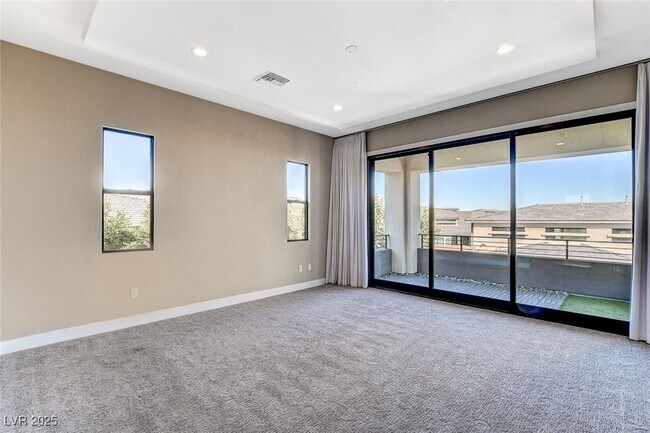 Building Photo - 11460 Ruby Falls Way