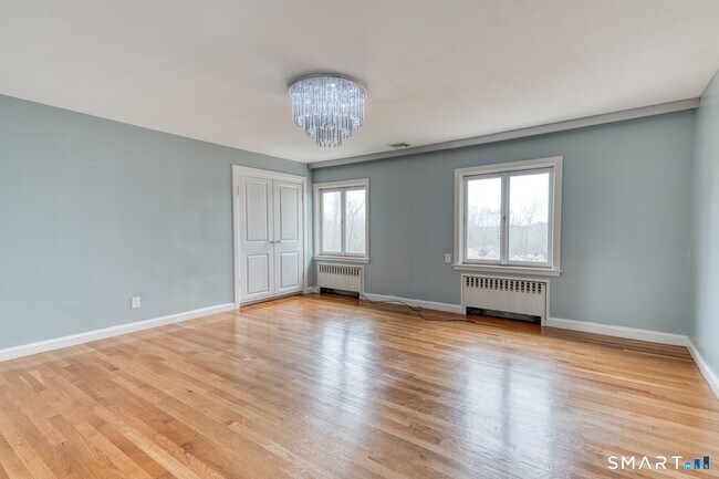 Building Photo - 23 Moulton Rd