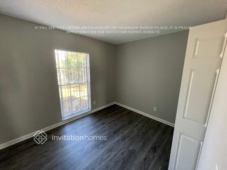 Building Photo - 7813 Chaperon Ct