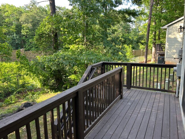 Building Photo - Arden 3 bed Townhome: Commuter's Wishlist