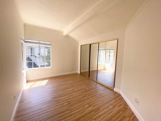 Building Photo - 3126 E Fox Run Way