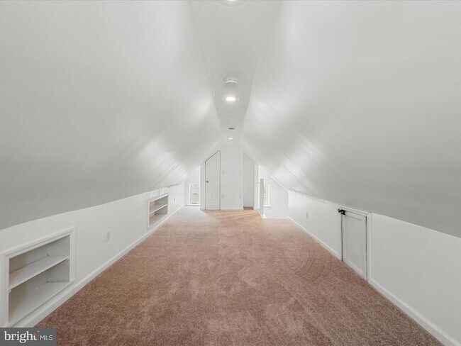 Building Photo - 5479 Main St