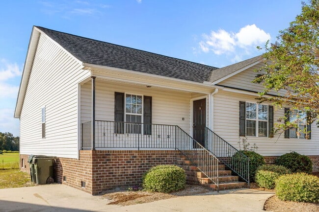 Building Photo - 5110 Deveron St