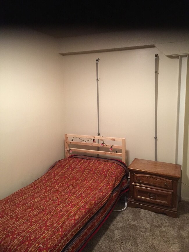 Interior Photo - 5-1722