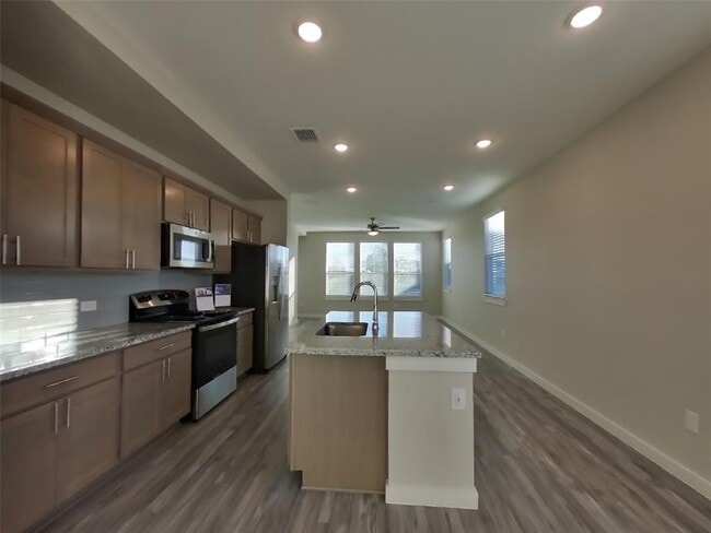 Building Photo - 620 Raglands Rd