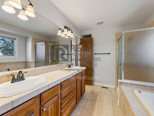 Building Photo - 1185 Trails End Ct