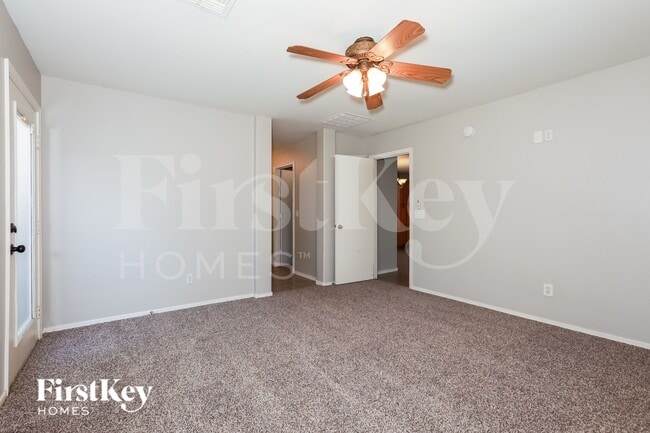 Building Photo - 2050 W Hayden Peak Dr