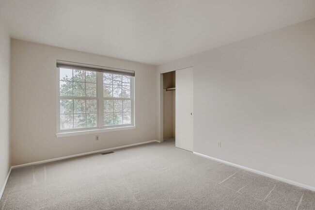 Building Photo - Gorgeous 4BD/4BA Home in Governors Ranch (Littleton, CO)- Available NOW!