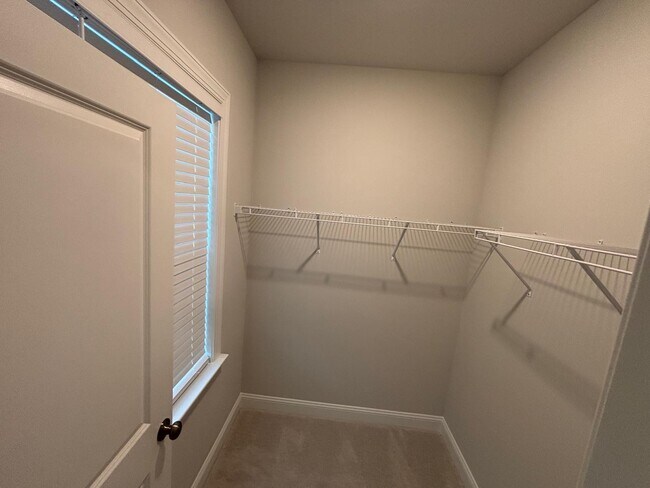 Building Photo - 769 Emerald Bay Cir