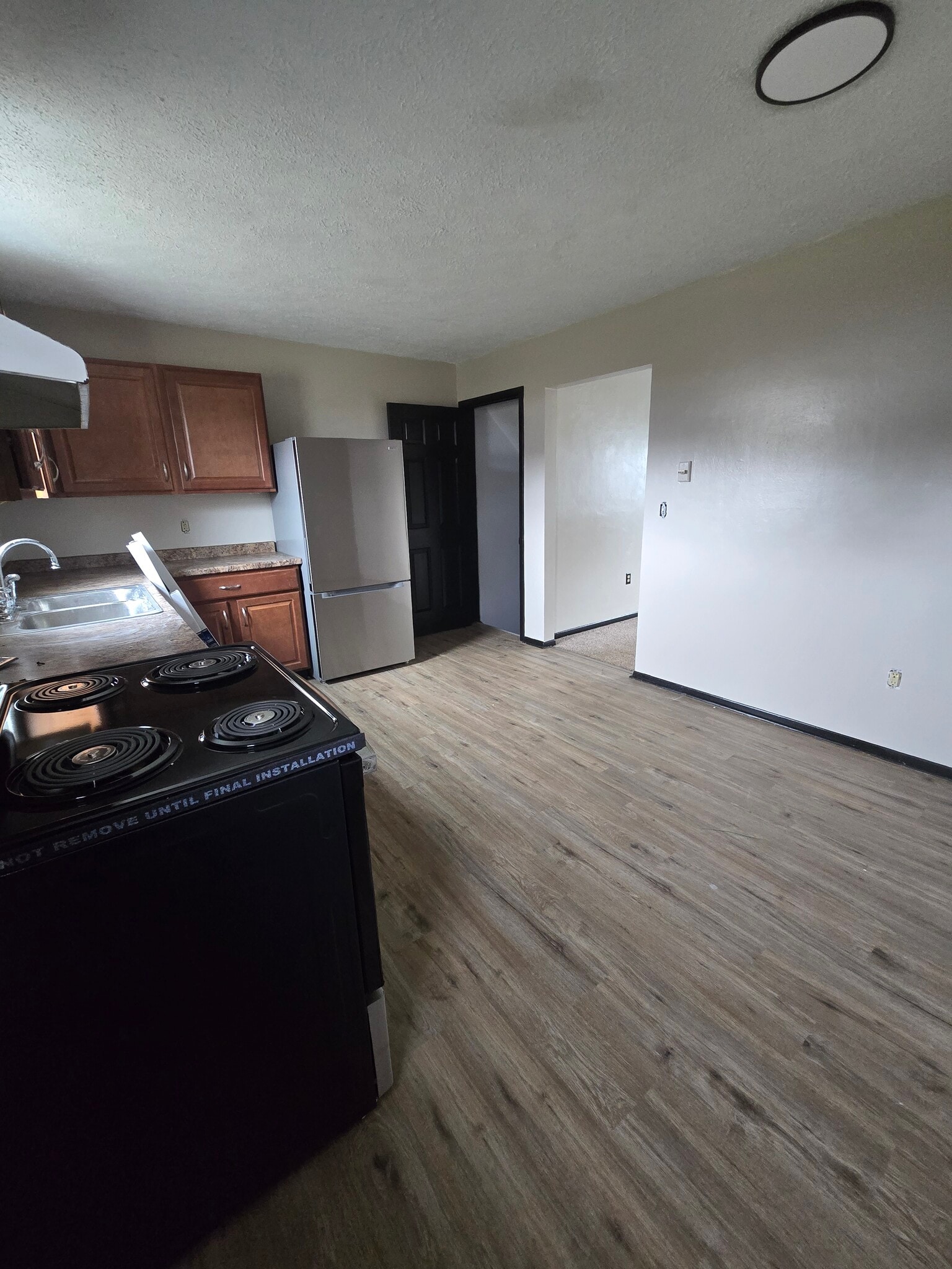 Building Photo - 1409 E 38th St