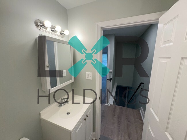 Building Photo - 1236 Clover Ln