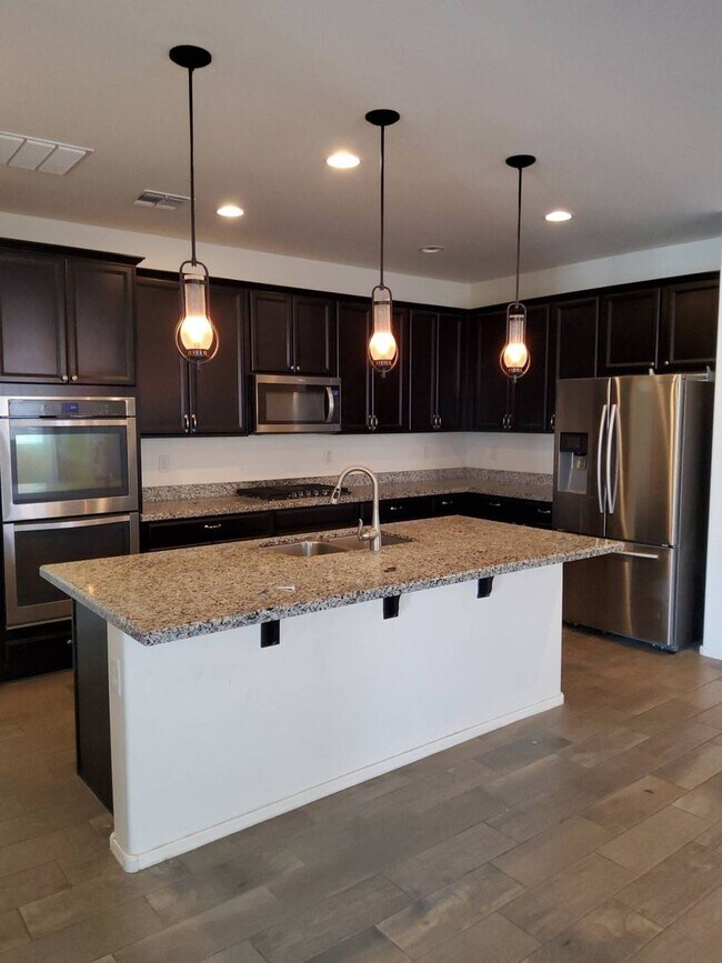 Building Photo - Litchfield Park Beauty COMING SOON