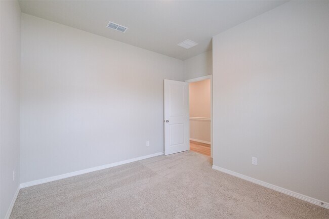 Building Photo - 6434 New York St