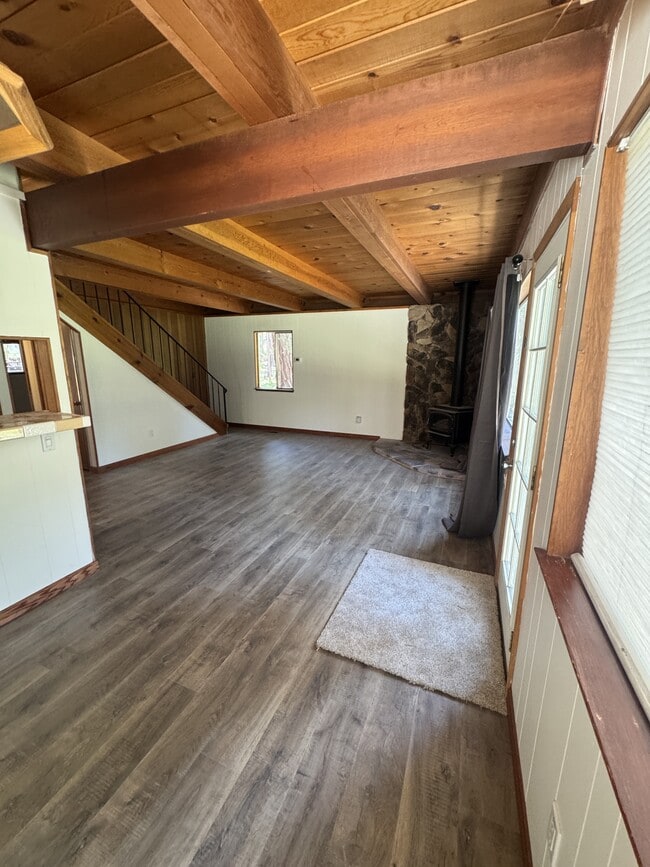 Building Photo - 2325 Sky Meadows Ct