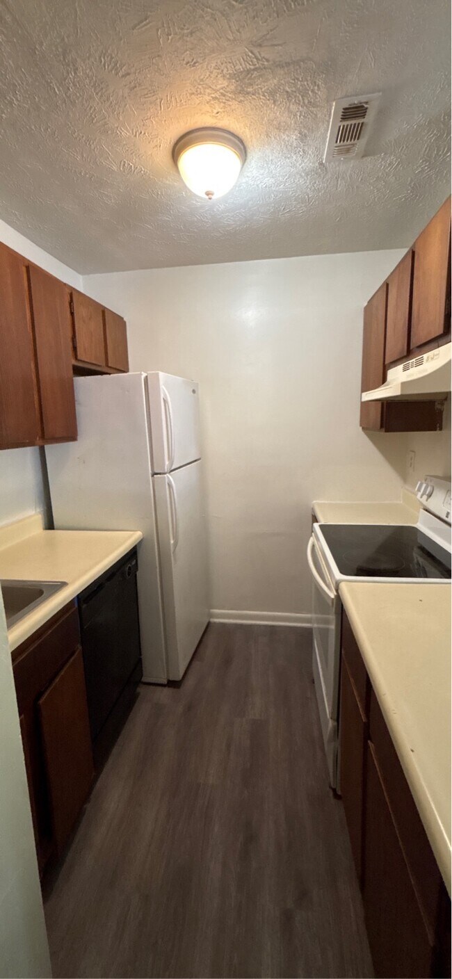 Building Photo - 6408 Starbrook Dr