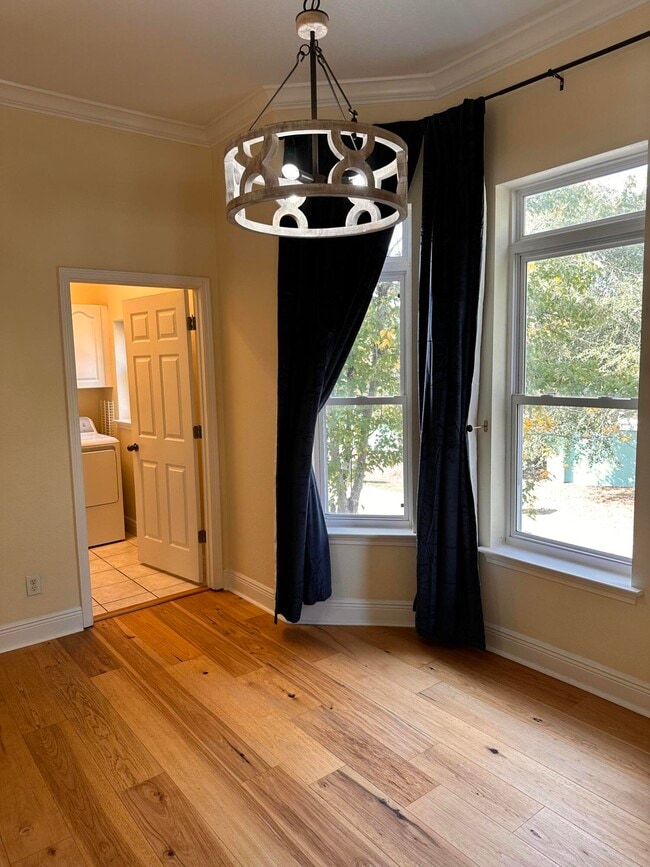 Building Photo - 56 Spires Ln