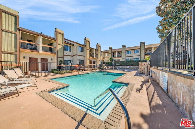 Building Photo - 2333 241st St