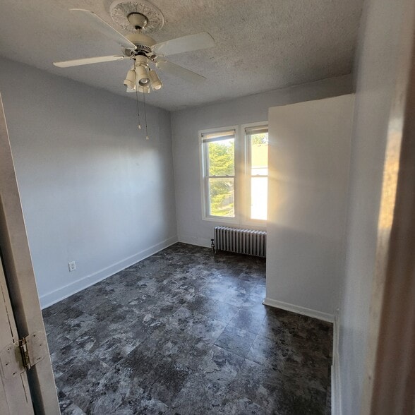 Building Photo - 468 Beaumont St
