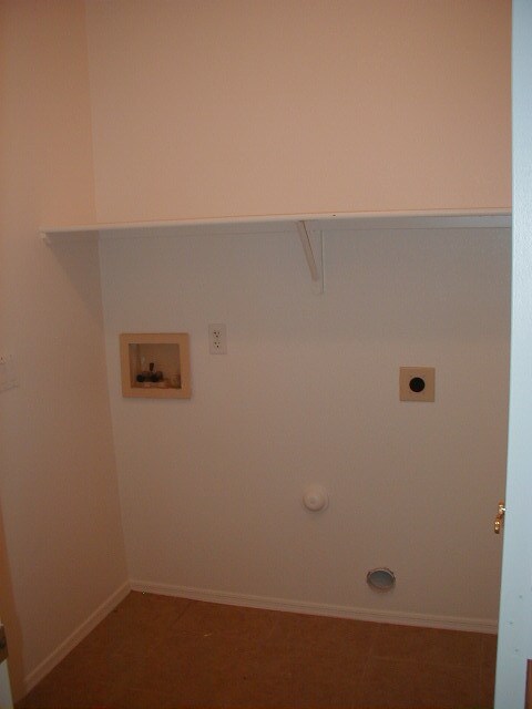 Building Photo - 3 Bedroom on NW side in Linda Vista Estates!