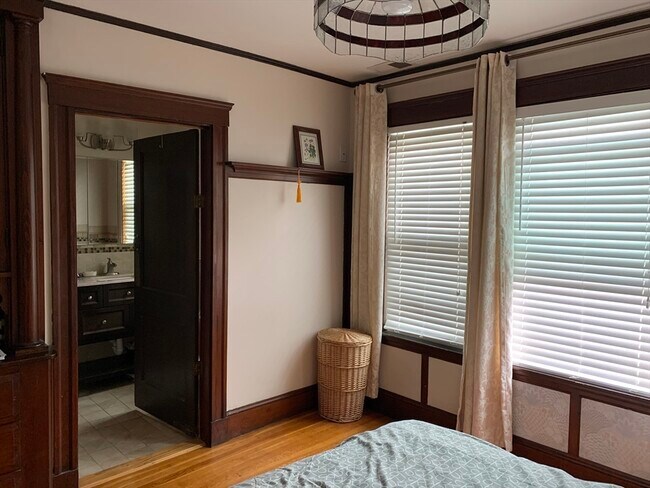 Building Photo - 23 Lafayette St