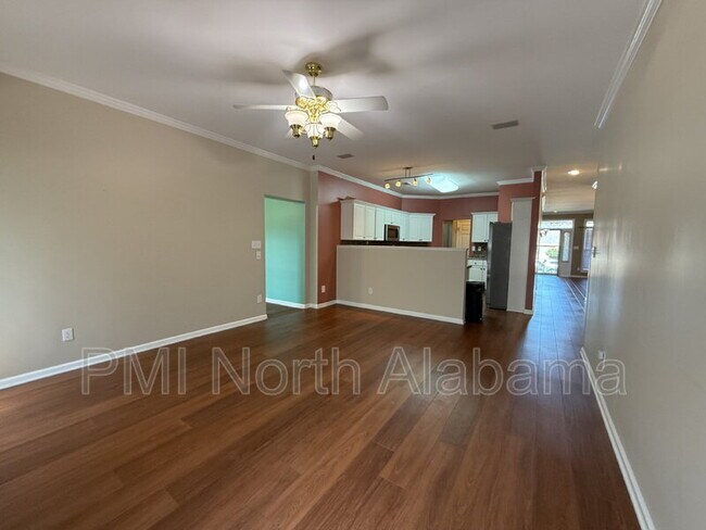 Building Photo - 134 Canterbury Dr