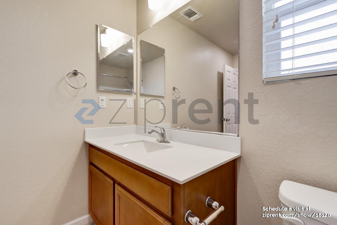 Building Photo - 350 Ashwick Loop