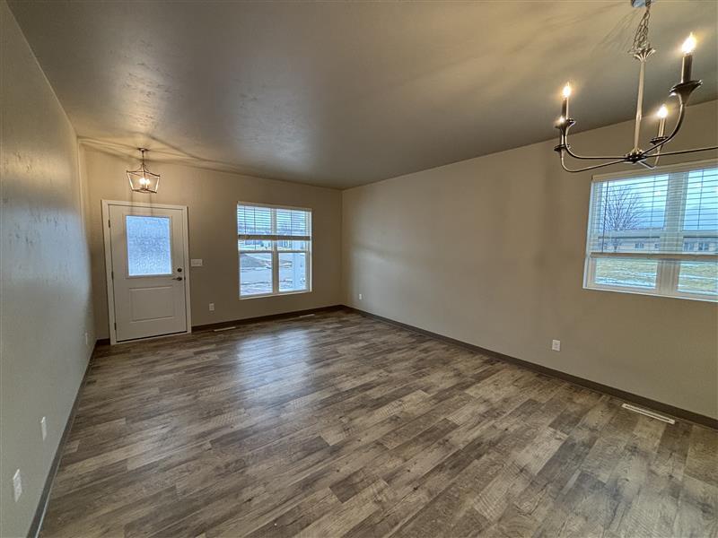 Building Photo - 361 Rising Star Ln