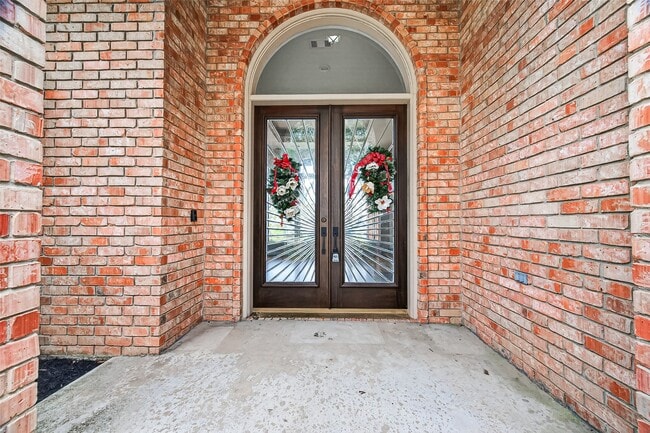 Building Photo - 4910 Waterbeck St