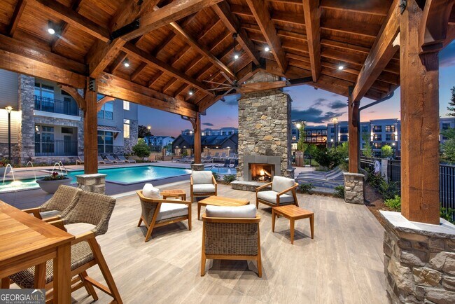 Building Photo - 525 Sawnee Vlg Blvd