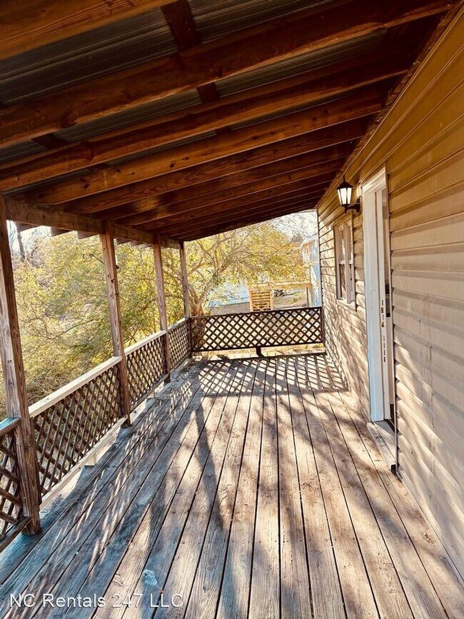 3 br, 1 bath House 4126 Kivett Dr, James... 4126 Kivett Dr Jamestown NC 27282 Apartment Finder