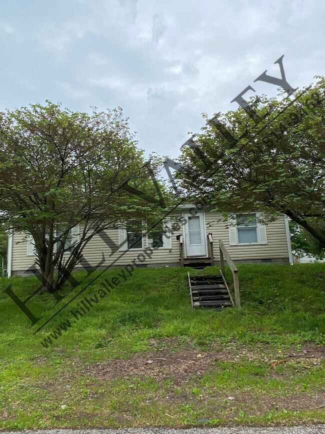 Primary Photo - 3 Bedroom Home