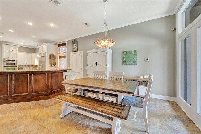 Building Photo - 3806 Canyon Bluff Ct