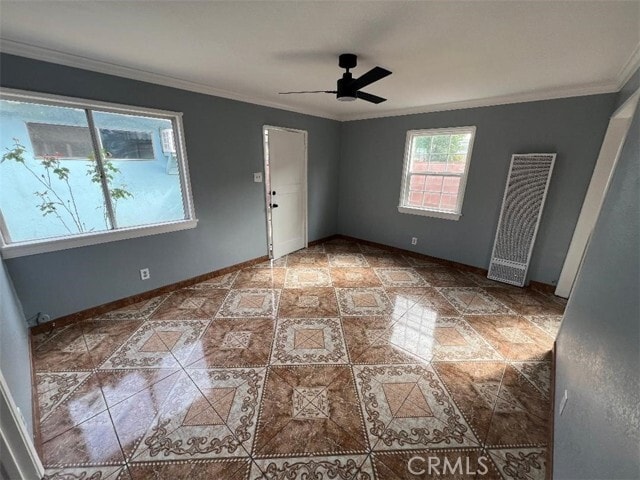 Building Photo - 2146 E Poppy St