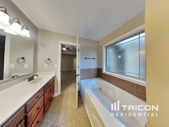 Building Photo - 2941 Brewster Drive