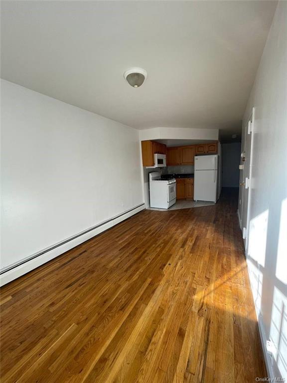Building Photo - 1751 Undercliff Ave