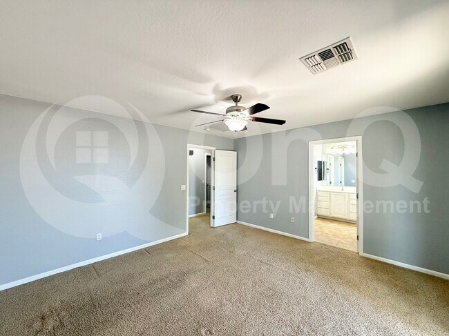 Building Photo - 2348 N Sand Hills Ct