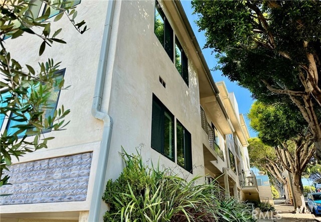 Building Photo - 301 Ashland Ave