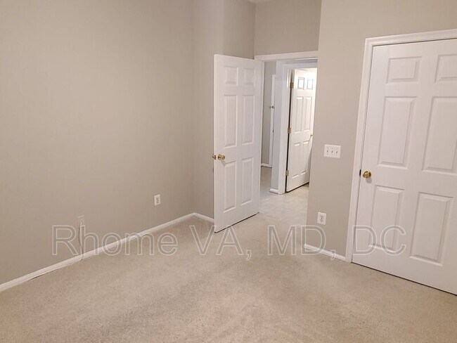 Building Photo - 1581 Spring Gate Dr.