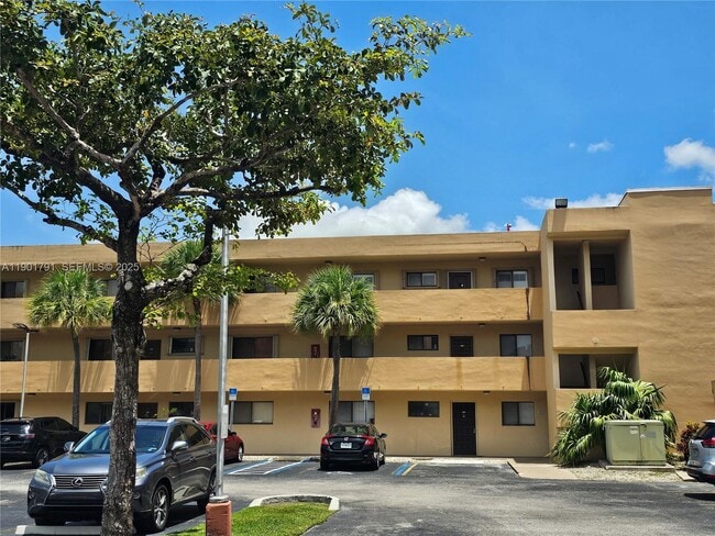 Building Photo - 8415 SW 107th Ave