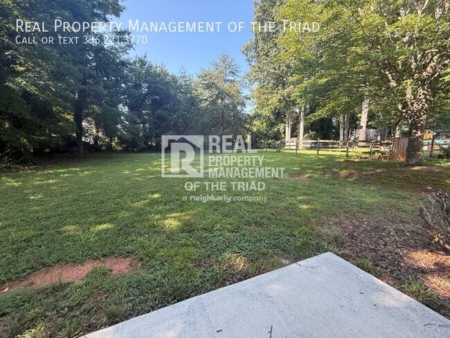Building Photo - 2234 Nettlebrook Dr