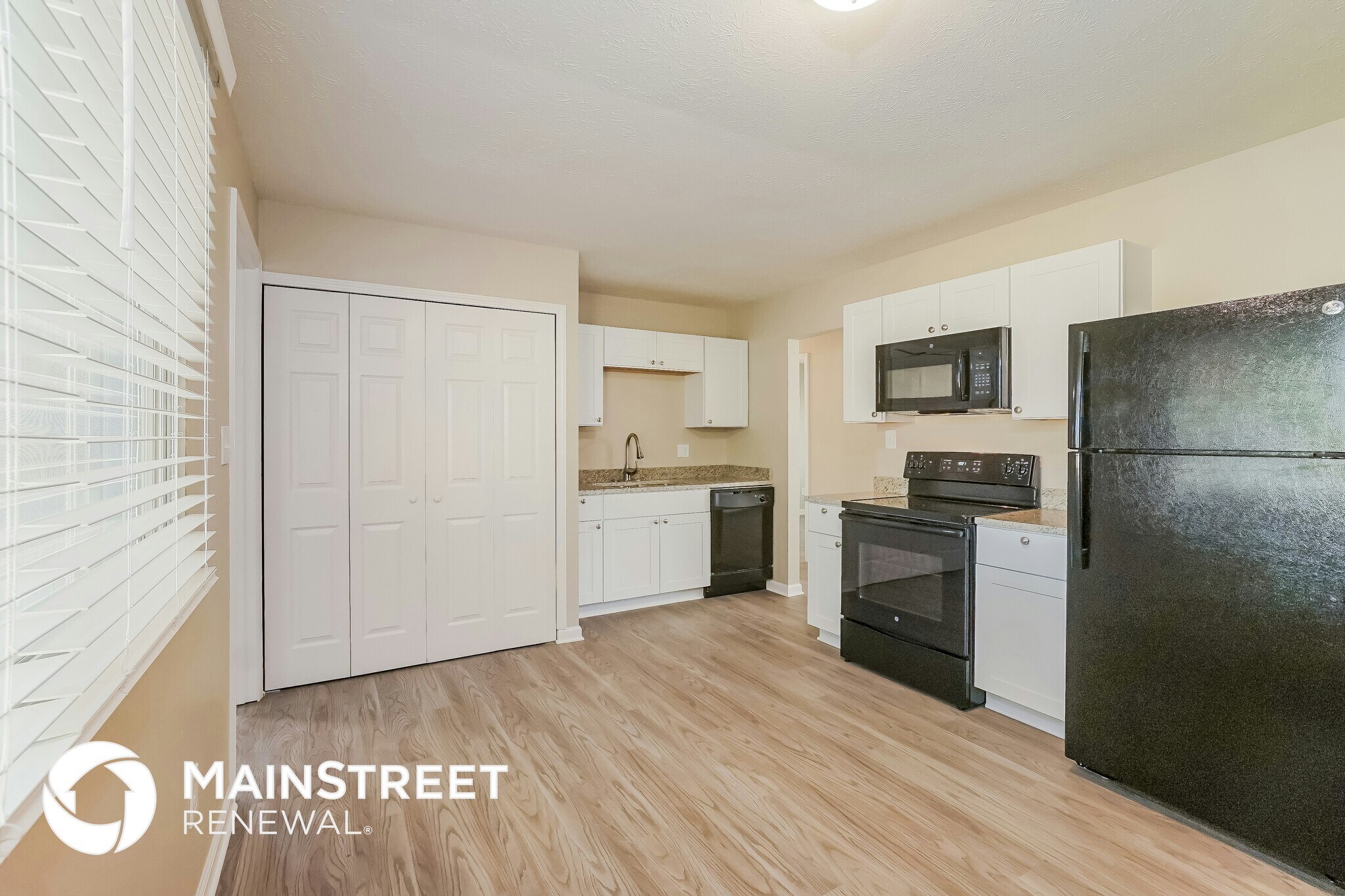 Building Photo - 524 Harland Dr