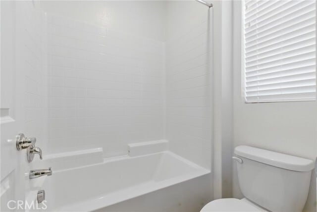 Building Photo - 24583 Acadia Dr