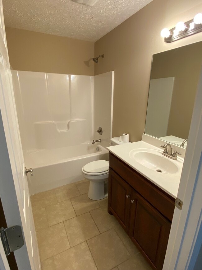 Building Photo - 367 Hendrixson Dr