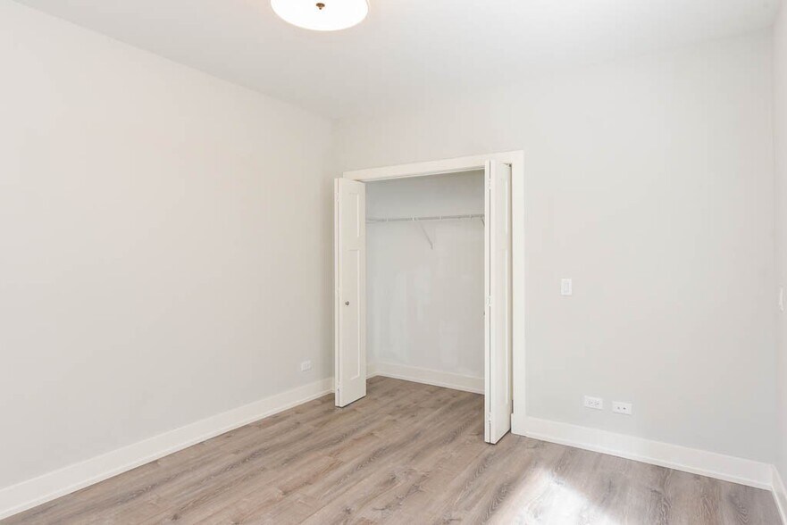 Building Photo - 1139 Maple Ave