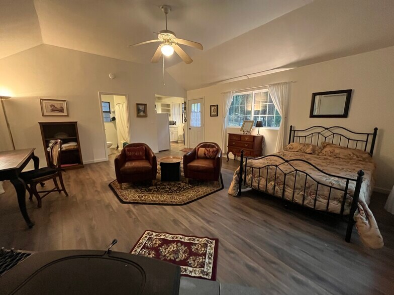 Living room - 14052 Wings of Morning Dr