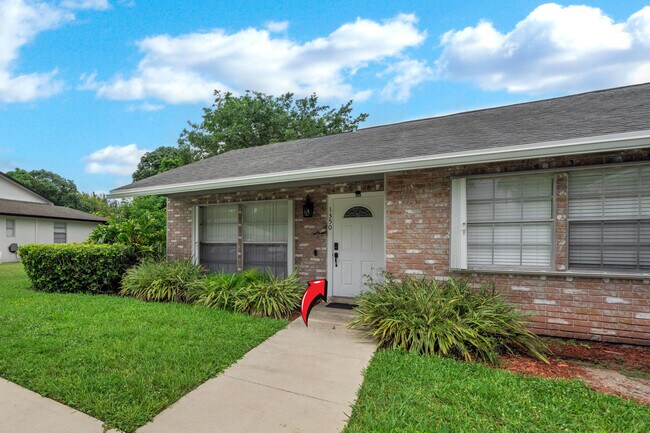 Building Photo - 1350 Riverside Cir