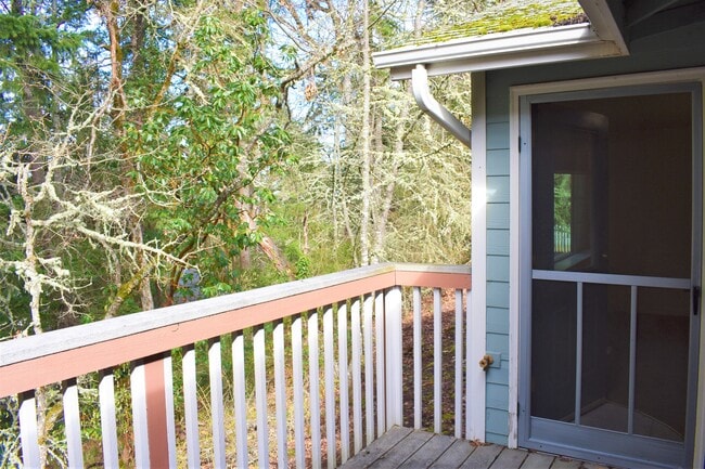 Building Photo - 5316 Fox Hollow Rd