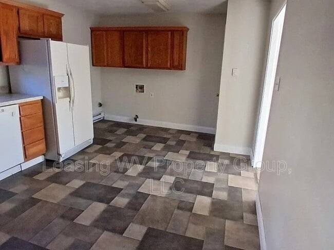 Building Photo - 2704 Creamery St