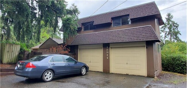 Building Photo - 18914 Ballinger Way NE